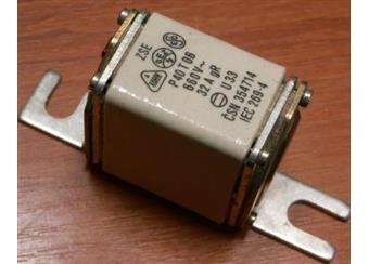 .32A gR P40T06 660V, U33 pro polovodičové jištění