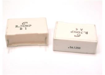 560n 250V AC  MKP ! ! !