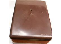 mont.krabice 160x130x70 Tesla obsahuje 2xrelé 4P ,1x svorkovnice 7v, +4xTC206 2,2uf  na ND