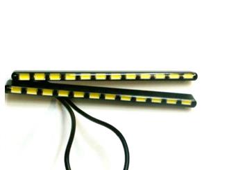 Světla pro denní svícení Super jasná 12 LED diod do auta DRL SMD 7030 LED  Vodotěsné 2ks  Hliníkový kryt Styling auta pro denní světlo