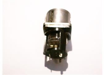 LD1=12S3S = 12С3С  Wehrmacht Telefunken Baujahr/ r.výroby 1941 včetně soklu/patice