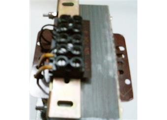 trafo 220/380V sek 24V 7,7A váha 4,9kg