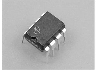 LM318N operační zesil. 15MHz, kanály: 1, THT