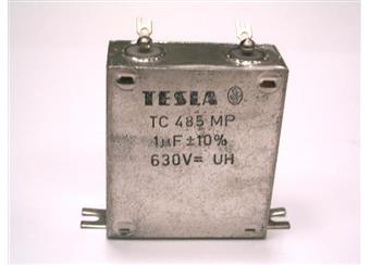 TC485 1uF 630V= TESLA MP krabicový