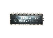 MHB4051 8kanál. analog MX/DEMX, DIL16